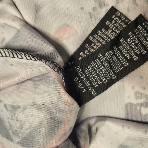 Fresh Prints of Bel-Air Women's Design T-Shirt, Black White Red, Large - Picture 3 of 6